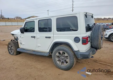 2020 Jeep Wrangler Unlimited Sahara z USA, uszkodzony, nr VIN 1C4HJXEN0LW314889